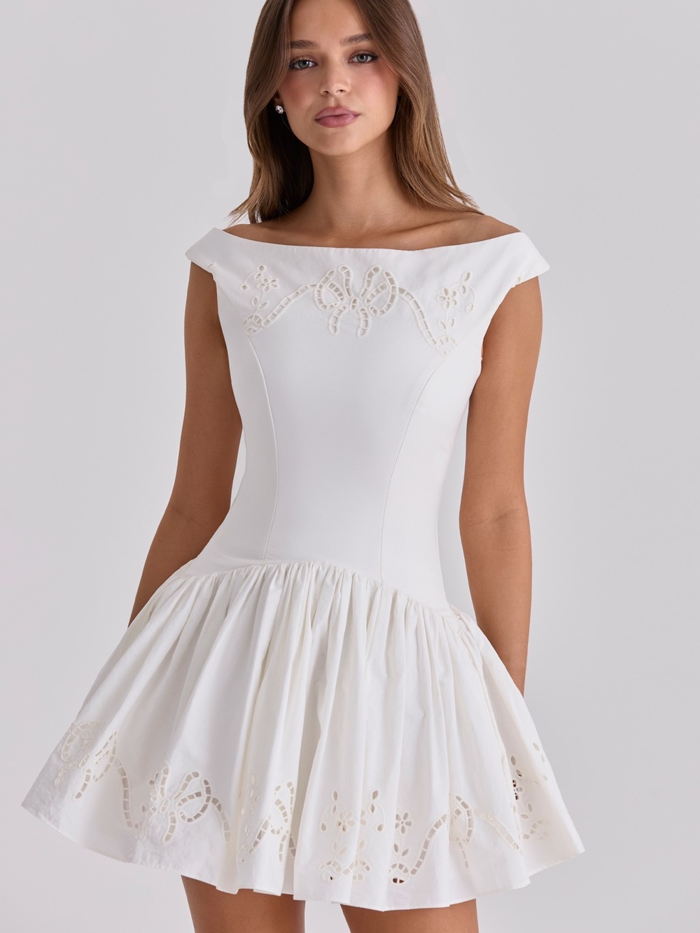 House of CB Lauren White Cotton Broderie Anglaise Boat Neck Mini Dress size S - Picture 17 of 17